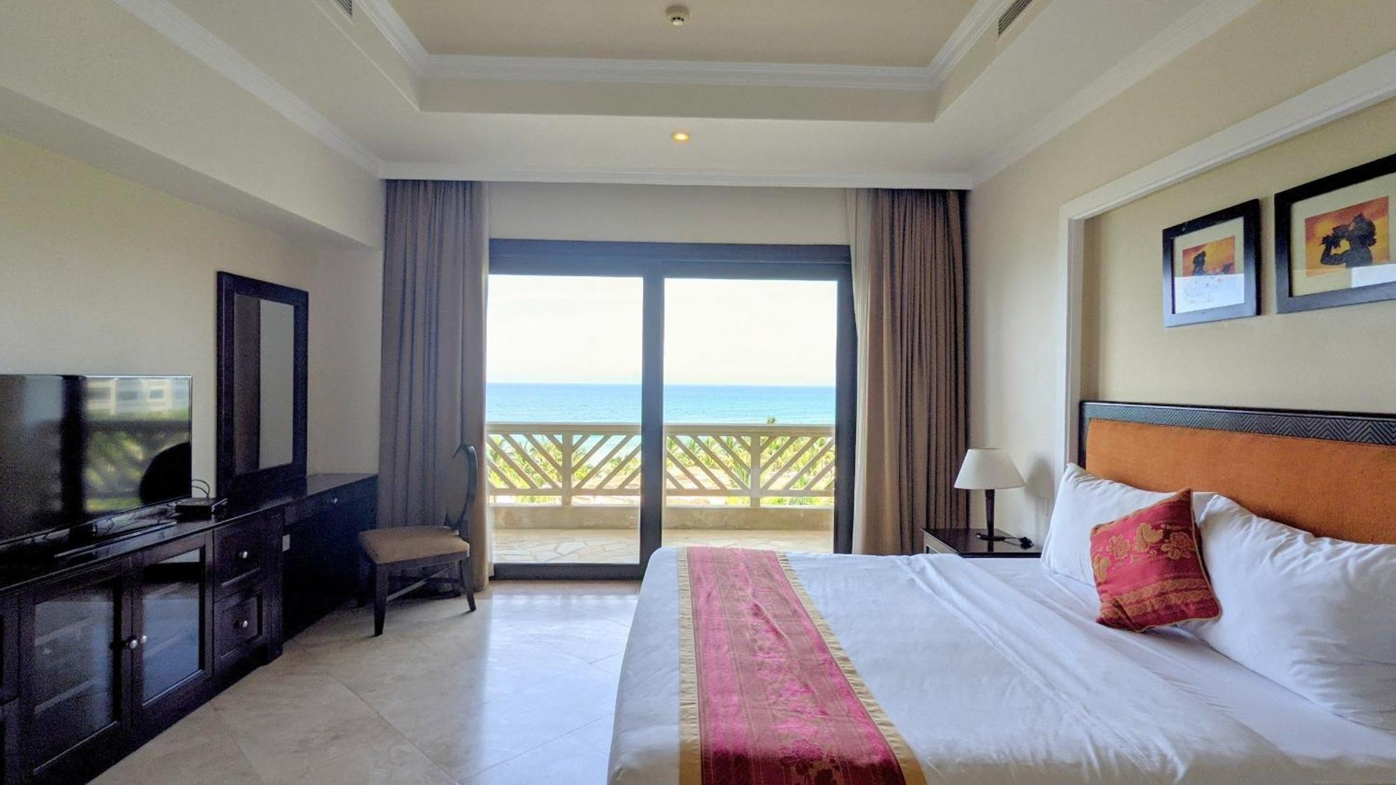 Olalani Resort & Condotel Da Nang Exterior foto